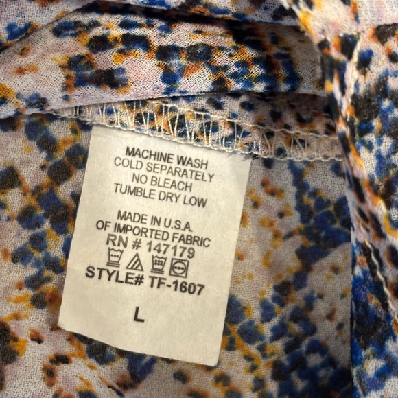 Veronica M Blue and Cream Patterned Blouse - Picture 4 of 9